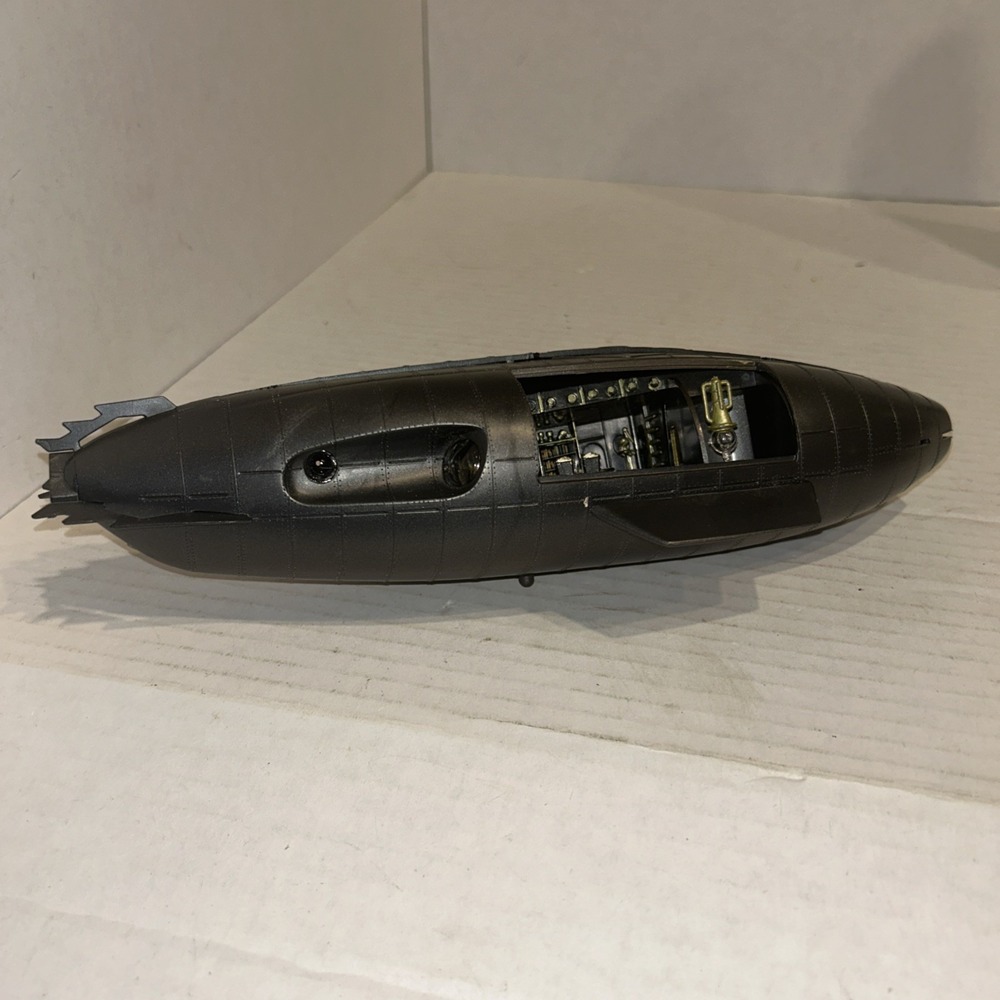 1997 REVELL MONOGRAM NAUTILUS‎ SUBMARINE 1:100 MODEL KIT Incomplete 20,000 C1